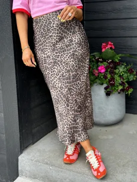 Europa Luxe Sheen Skirt (Leopard) by Z Supply
